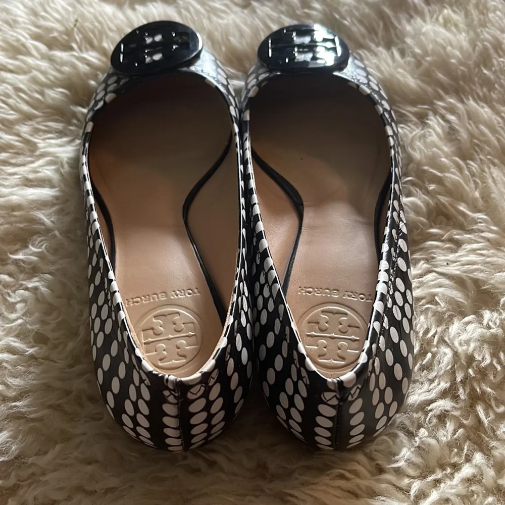 Women’s Tory Burch Ballet Flat Black with White Polka Dots Size 5M